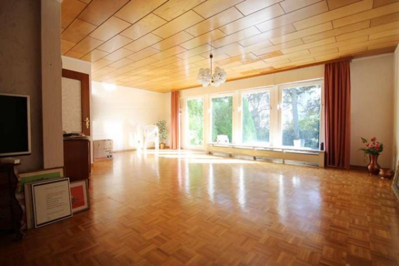 Berlin Einfamilienhaus mit Garage im ruhigen Berlin Mariendorf zum Kauf Haus kaufen