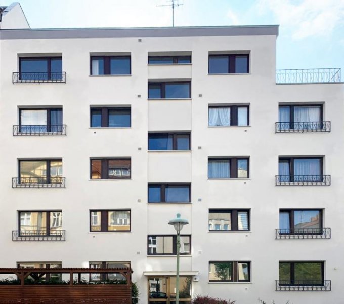 Berlin Attraktive, 3-Zimmer-Wohnung 
mit Tiefgaragenstellplatz 
als Kapitalanlage in bester Steglitzlage! Wohnung kaufen