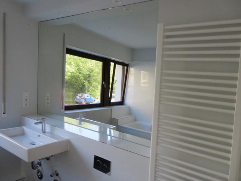 Berlin Attraktive, 3-Zimmer-Wohnung 
mit Tiefgaragenstellplatz 
als Kapitalanlage in bester Steglitzlage! Wohnung kaufen