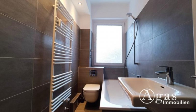 Berlin vermietete 3-Zimmer-Eigentumswohnung mit Sonnen-Balkon und neuem Bad Nähe Gemeindepark Lankwitz Wohnung kaufen