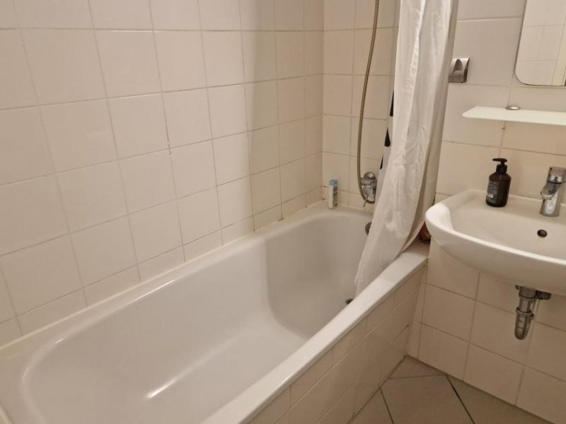 Berlin FREIWERDEND: Barrierefreie ETW in einer Stadtvilla! Wohnung kaufen