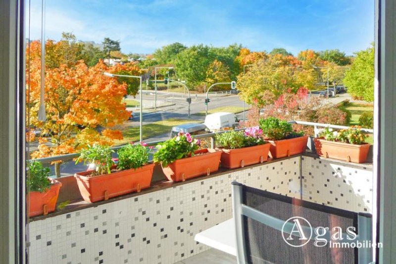 Berlin 3-Zimmer-Wohnung mit Südbalkon. Derzeit vermietet, in gepflegter Anlage, gute Anbindung Wohnung kaufen