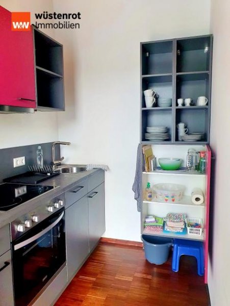 Berlin Altglienicke DHH Eff.A, LW WP, vier Bäder, sechs Zimmer, Generationswohnen, Einliegerwohnung, Klima Haus kaufen