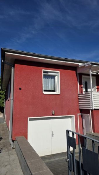 Berlin Doppelhaushälfte mit Tiefgarage & Extra‑Raum im Vollkeller Haus kaufen