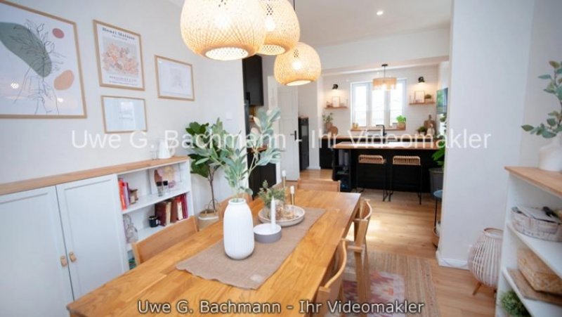 Berlin BERLIN / Kaulsdorf-Nord: Charmantes EFH mit stilvoller Ausstattung & vielfältigen Rückzugsorten Haus kaufen