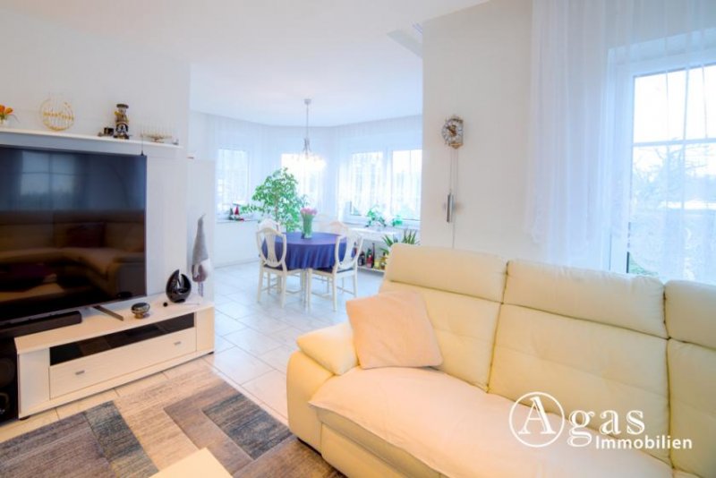 Berlin Exklusive Stadtvilla mit privater Wellness-Oase und Außenpool in Alt-Hohenschönhausen Haus kaufen