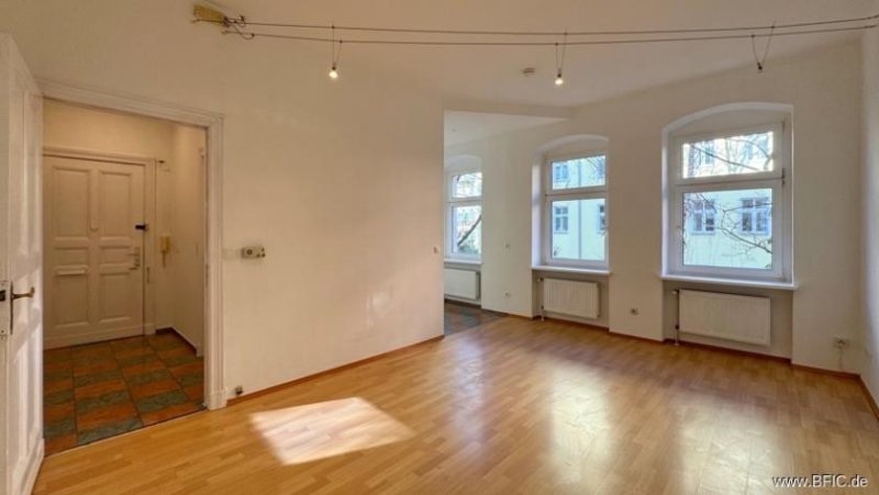 Berlin bezugsfreies Apartment im Afrikanischen Viertel, Wedding Wohnung kaufen