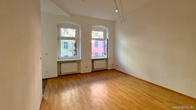Berlin bezugsfreies Apartment im Afrikanischen Viertel, Wedding Wohnung kaufen