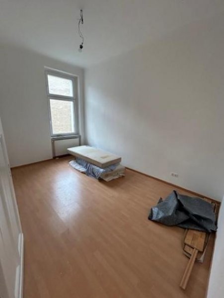Berlin Bezugsfreie und helle 2-Zimmer Altbauwohnung nahe Havel mit Aufzug Wohnung kaufen
