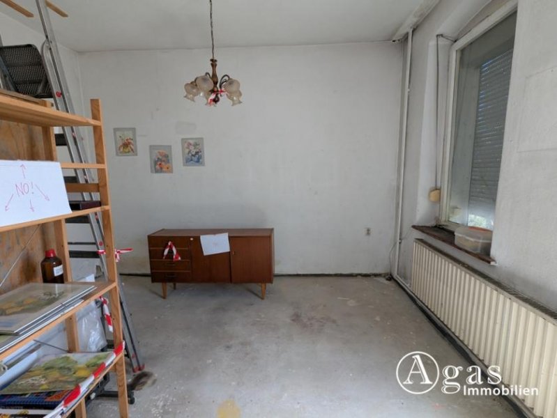 Berlin Großes Ein- oder Zweifamilienhaus mit vielen Möglichkeiten und Ausbaupotenzial in Berlin-Staaken Haus kaufen