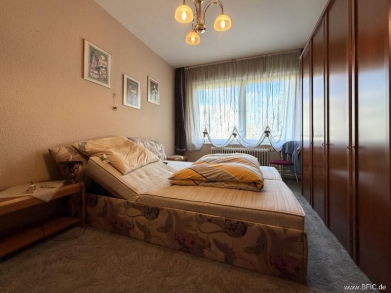 Berlin bezugsfrei hell ruhig Balkon: 2-Zi.-Whg im Hochparterre Wohnung kaufen