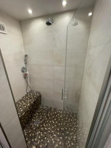 Berlin Viel Platz für die ganze Familie - Modernes und geräumiges Reihenmittelhaus in ruhiger Wohngegend Haus kaufen