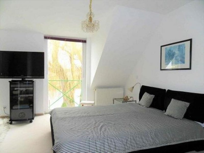 Berlin Wohnen wie im Urlaub - Attraktives Reihenhaus Spandau am Wasser Bj. 1997 165 m² Nutzfläche Haus kaufen