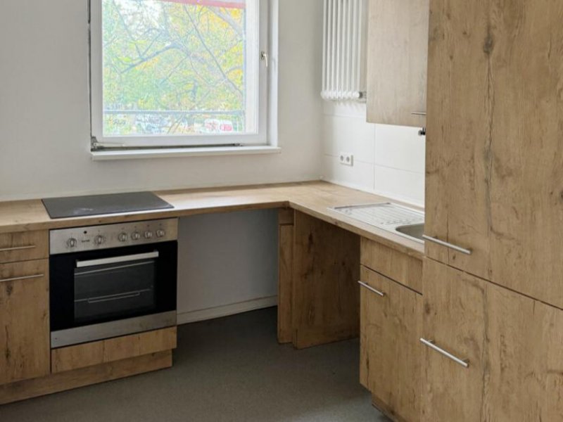 Berlin 2-Zimmer-Balkonwohnung
Berlin-Westend nahe Theodor-Heuss-Platz Wohnung kaufen