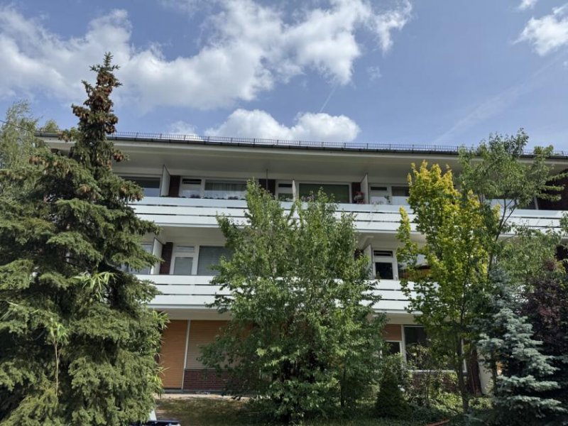 Berlin 2-Zimmer-Balkonwohnung
Berlin-Westend nahe Theodor-Heuss-Platz Wohnung kaufen