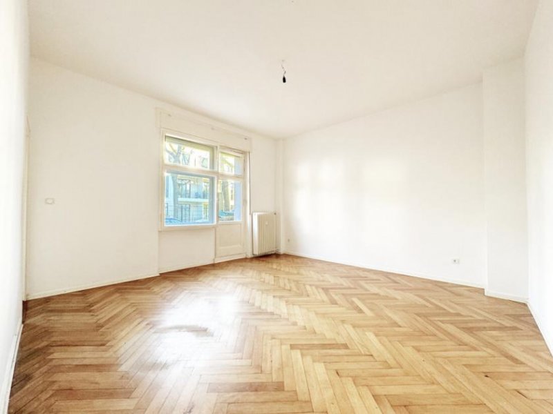 Berlin Attraktive Eigentumswohnung Terrasse und Gartenanteil
im Berliner Westend - Charlottenburg Wohnung kaufen