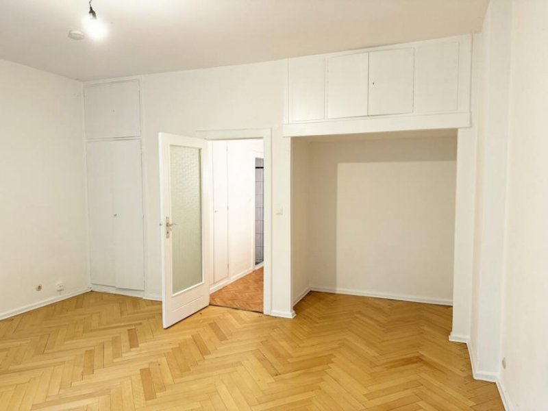 Berlin Ein-Zimmer-Terrassenwohnung mit
eigenen Garten mitten in der Stadt Wohnung kaufen