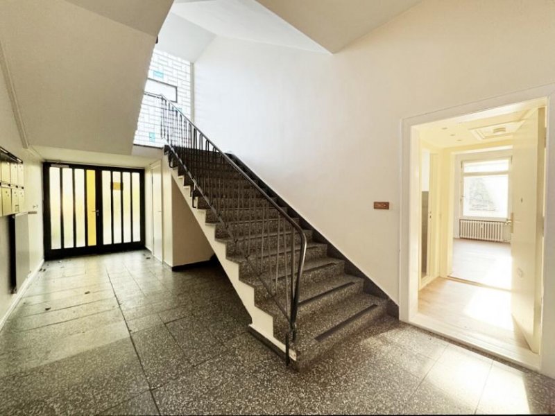 Berlin Gartenwohnung in Berlin-Westend 
unweit Theodor-Heuss-Platz Wohnung kaufen