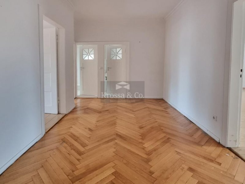Berlin Helle Dachgeschosswohnung im beliebten Westend Wohnung kaufen