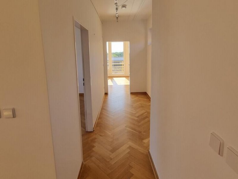 Berlin Havelblick inklusive!
Moderne Terrassenwohnung am Stößensee Wohnung kaufen