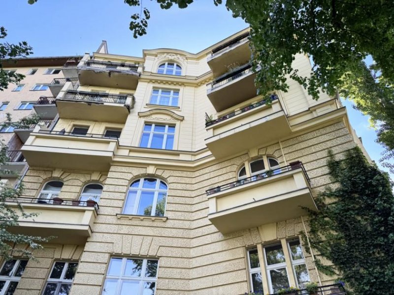 Berlin Wunderschöne Altbauwohnung
mit 3,5 Zimmern am Lietzensee Wohnung kaufen