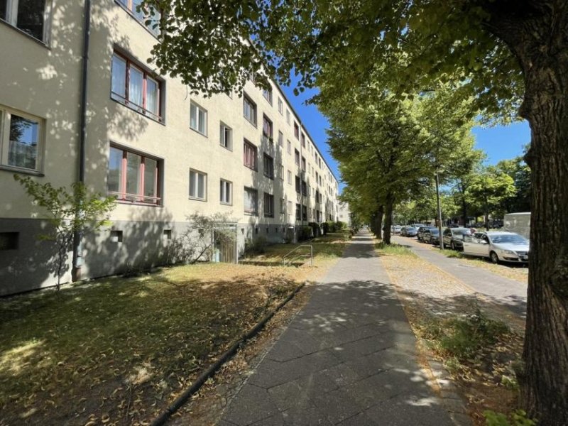 Berlin Helle 3-Zimmer-Wohnung im 3. OG 
in zentraler Lage von Schmargendorf Wohnung kaufen