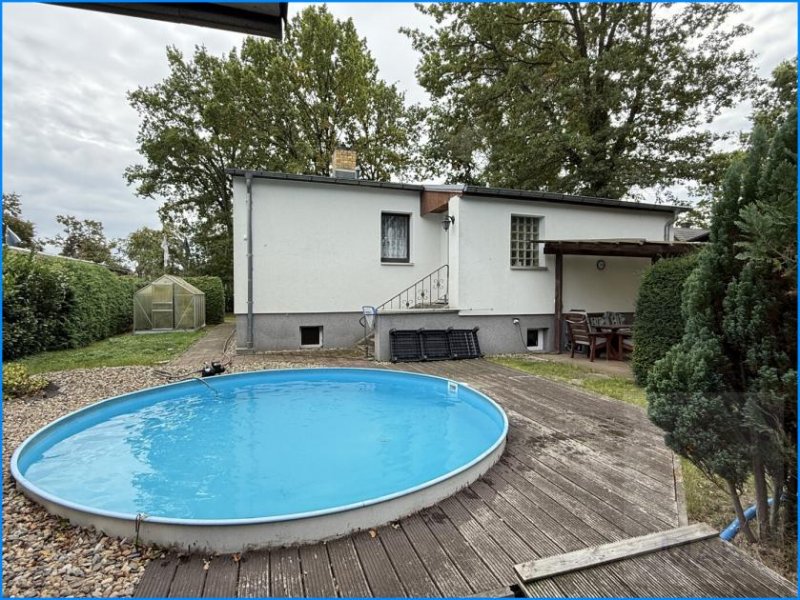 Stahnsdorf MAK Immobilien: kleines haus - GROßES GRUNDSTÜCK Haus kaufen