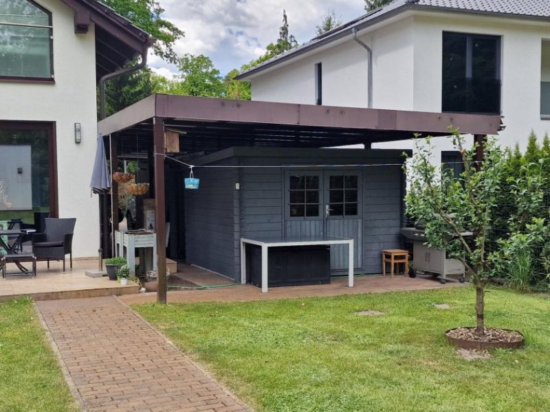 Schönwalde-Glien Exklusives Einfamilienhaus in traumhafter Lage vor den Toren Berlins Haus kaufen