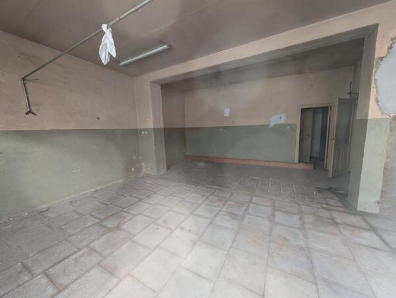 Nauen Prov.-frei: Entwicklungsfähige Wohnimmobilie im Zentrum von Nauen Haus kaufen