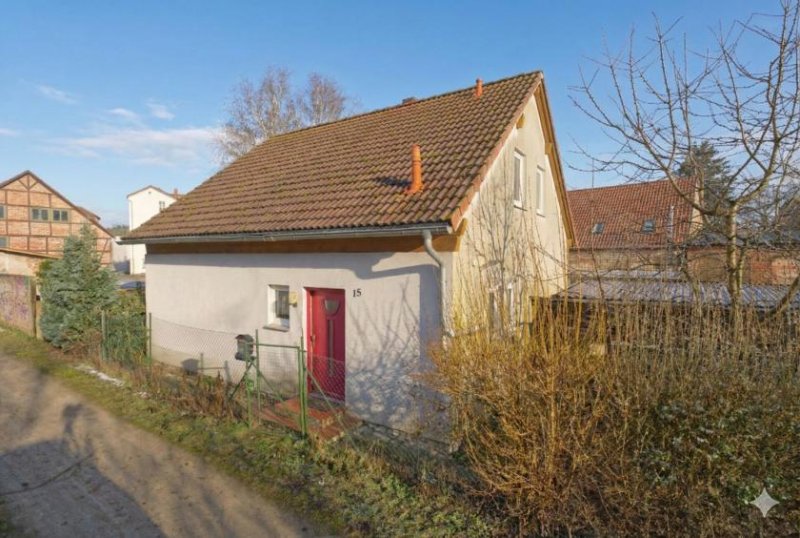 Nauen Zentrum Nauen: Solides Libella-Haus 115 m² mit Kamin & Doppelgarage – Gestalten Sie Ihr Wohnglück! Haus kaufen