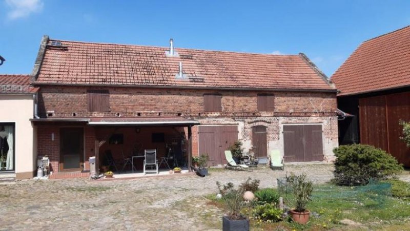 Belzig Schöner Vierseitenhof mit einigen Extras Haus kaufen