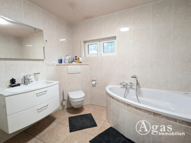 Borkheide Gepflegter Bungalow mit Wintergarten und Nebengebäude auf großzügigem Grundstück in Borkheide Haus kaufen