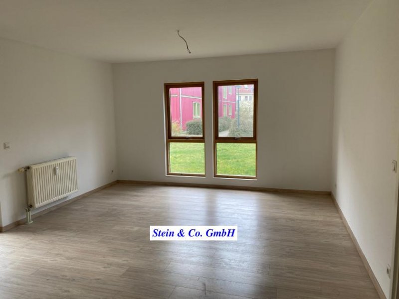 Borkwalde 28.02.. Besichtigung -Terrasse in Schwedenhaussiedlung sucht neuen Investor Wohnung kaufen