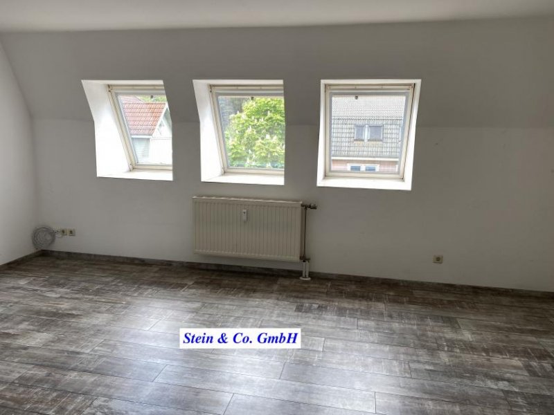 Borkwalde großzügige Dachgeschosswohnung in ruhigem Umfeld Wohnung kaufen