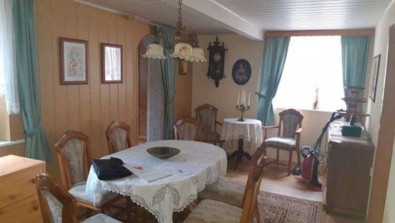 Brück Bezugsfähiges Haus mit Innenhof und Vorgarten Haus kaufen