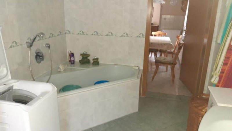 Brück Bezugsfähiges Haus mit Innenhof und Vorgarten Haus kaufen