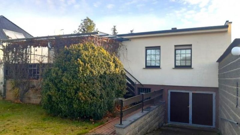 Brück Gepflegtes, sofort beziehbares EFH mit Garage und großem Garten Haus kaufen