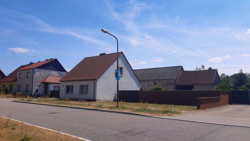 Wiesenburg/Mark Schönes Wohnhaus mit Nebengebäude und großzügigem Garten Haus kaufen