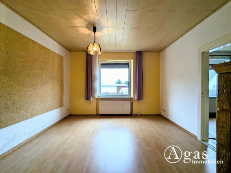 Nuthe-Urstromtal Großzügiges Wohnhaus mit Nebengebäuden auf weitläufigem Grundstück Haus kaufen