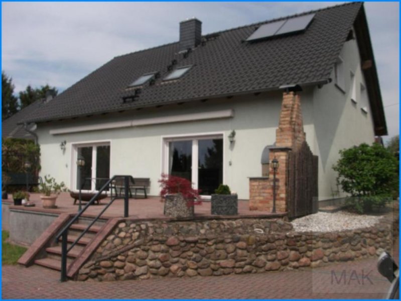 Jacobsdorf MAK Immobilien: bezugsfertiges Top- Haus mit Einliegerwohnung, auf großem Grundstück! Haus kaufen