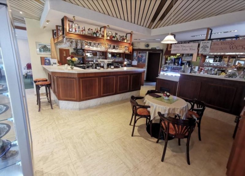 Falkenhagen (Mark) Wohnhaus und Gastronomie in einem! www.ohnemaklerprovisionverkaufen.de Haus kaufen