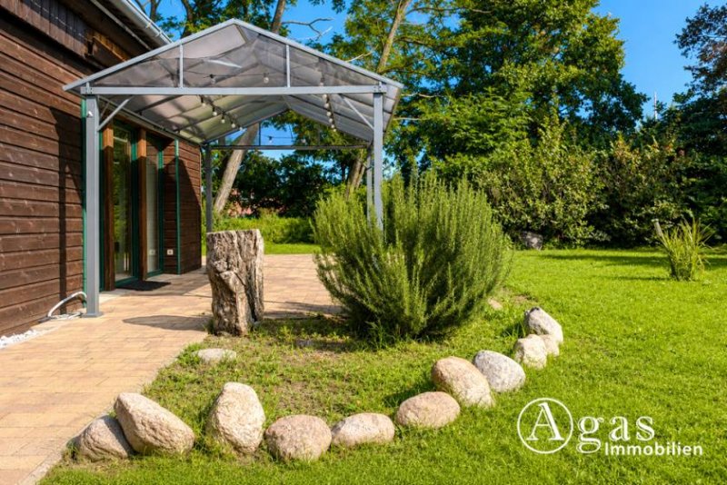Fichtenhöhe Generationen-Wohnen mit viel Platz: 6-Zimmer-Einfamilienhaus im Bungalow-Stil mit Garten und Pool Haus kaufen