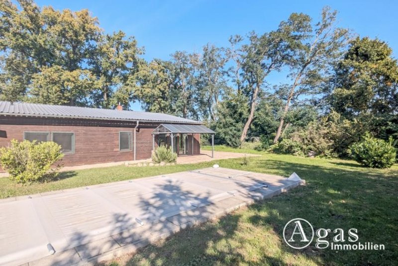 Fichtenhöhe Großes Einfamilienhaus im Bungalow-Stil: 7 Zimmer mit Garten + Pool - sofort bezugsfrei! Haus kaufen