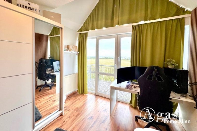 Seelow Investieren mit Aussicht – Vermietete 4-Zimmer Maisonettewohnung mit Garage Wohnung kaufen