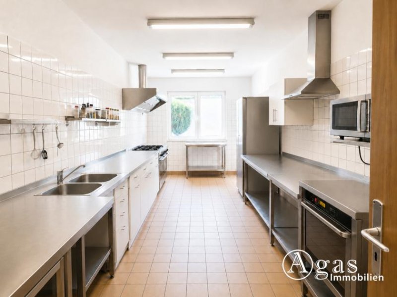 Letschin Attraktive Gastronomieimmobilie mit zwei Gästezimmern und 3 Ferienbungalows im Oderbruch Gewerbe kaufen