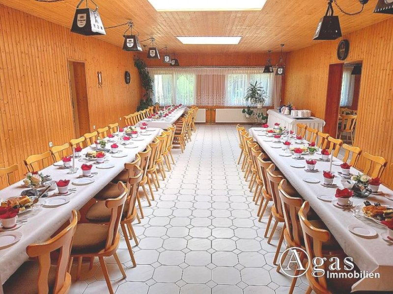 Letschin Attraktive Gastronomieimmobilie mit zwei Gästezimmern und 3 Ferienbungalows im Oderbruch Gewerbe kaufen