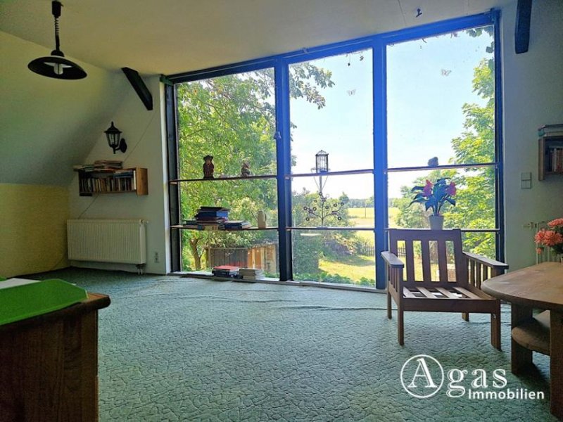 Zeschdorf Modernisiertes Einfamilienhaus auf großem Grundstück in Ortsrandlage Haus kaufen