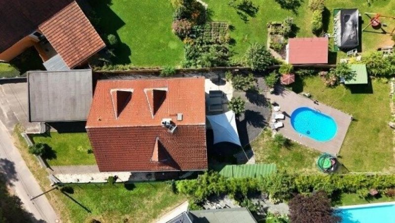 Am Mellensee Ein Zuhause voller Lebensfreude: Provisionsfreies Familienhaus mit Pool und modernen Annehmlichkeiten Haus kaufen