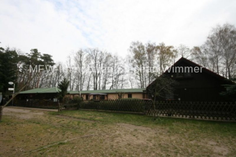 Tauche Arbeiten - Wohnen
Wohnen - Arbeiten
In Alleinlage !
Am Tiefen See unweit der Spreebögen Gewerbe kaufen