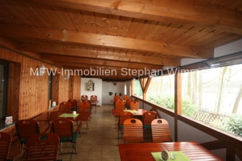 Tauche Liebevolles Einfamilienhaus am See ! 
In Alleinlage ! 
Mit Gewerbeeinheit zur individuellen Nutzung Haus kaufen